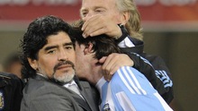 "Triều đại" Maradona: 637 ngày, 24 trận và 104 cầu thủ